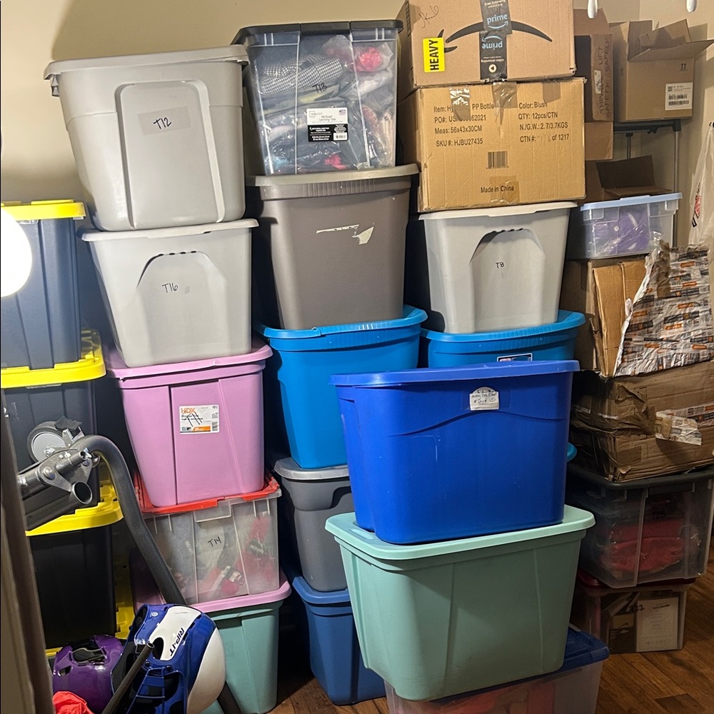 Moving sale Bundle box: